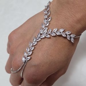 Adjustble Crystal Bracelet